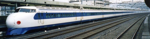 Shinkansen-Bullet-Train-640x168