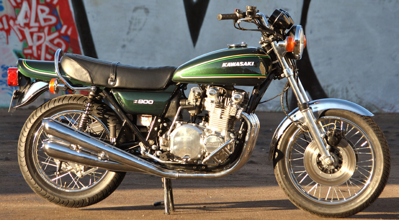 z900a4-1976-n11XXXX-principale