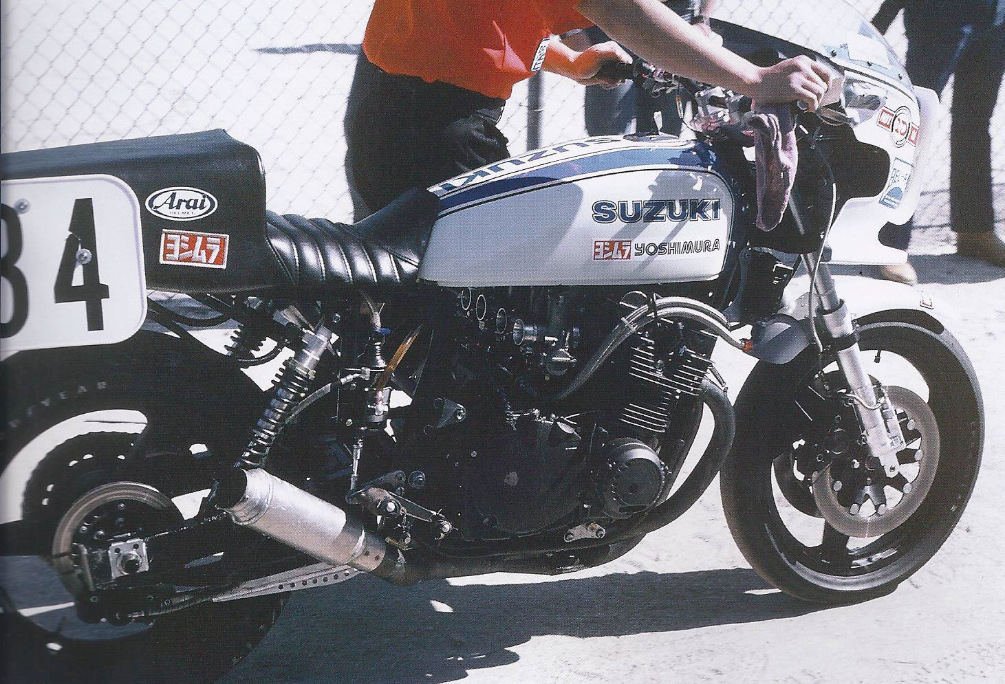 81-suzuki-Yoshimura-AMA-replica13