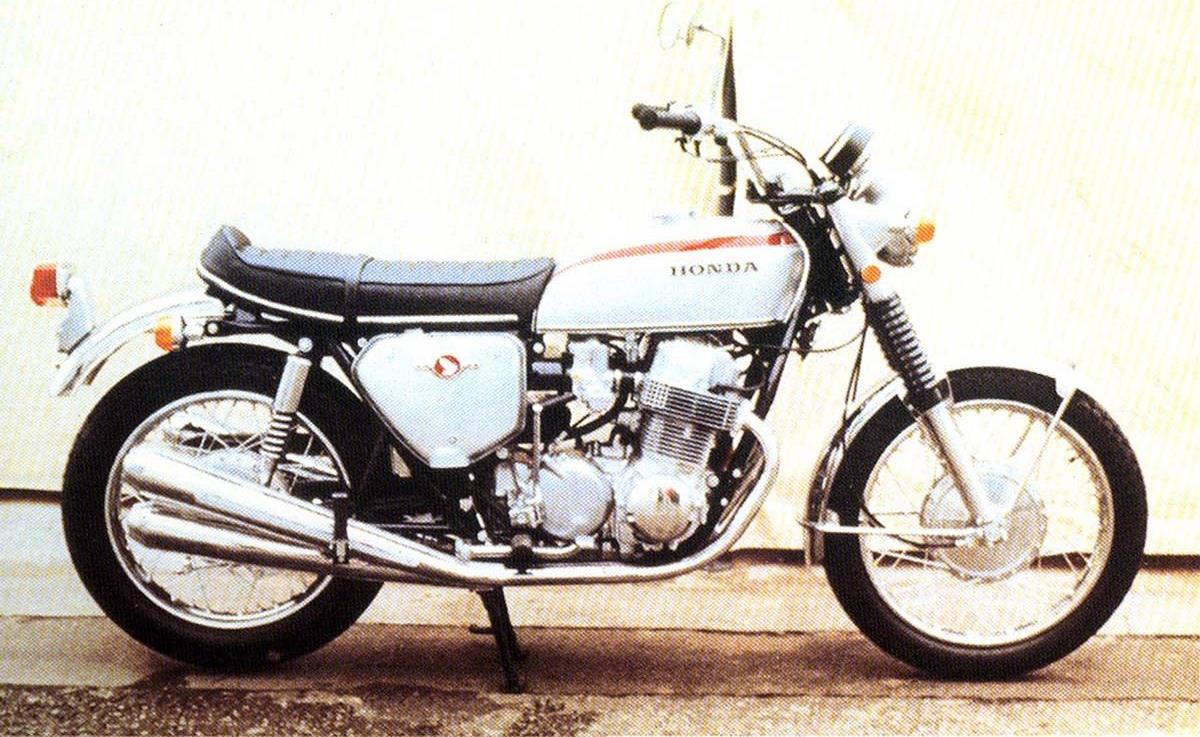 Honda_CB_750_K0_Sandcast_-007