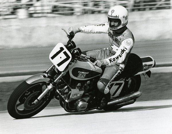 Yvon Duhamel (17) à Daytona sur Kawasaki Yoshimura 994