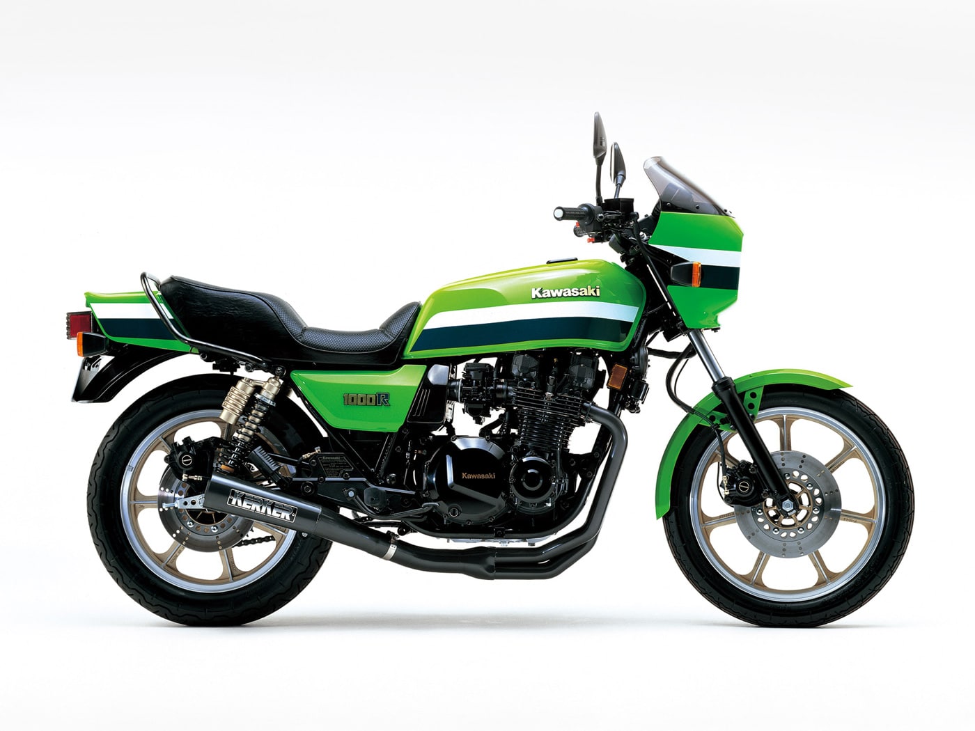 82Z1000R_3
