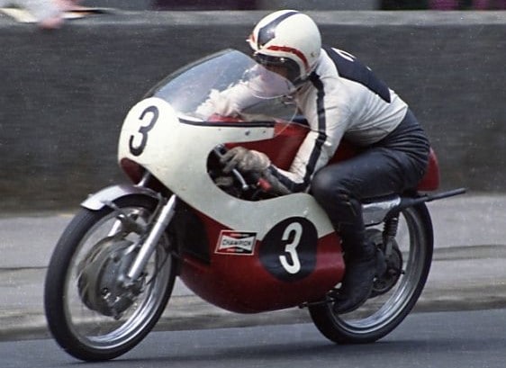 Dave Simmonds (Kawasaki) 1970 Ultra Lightweight TT